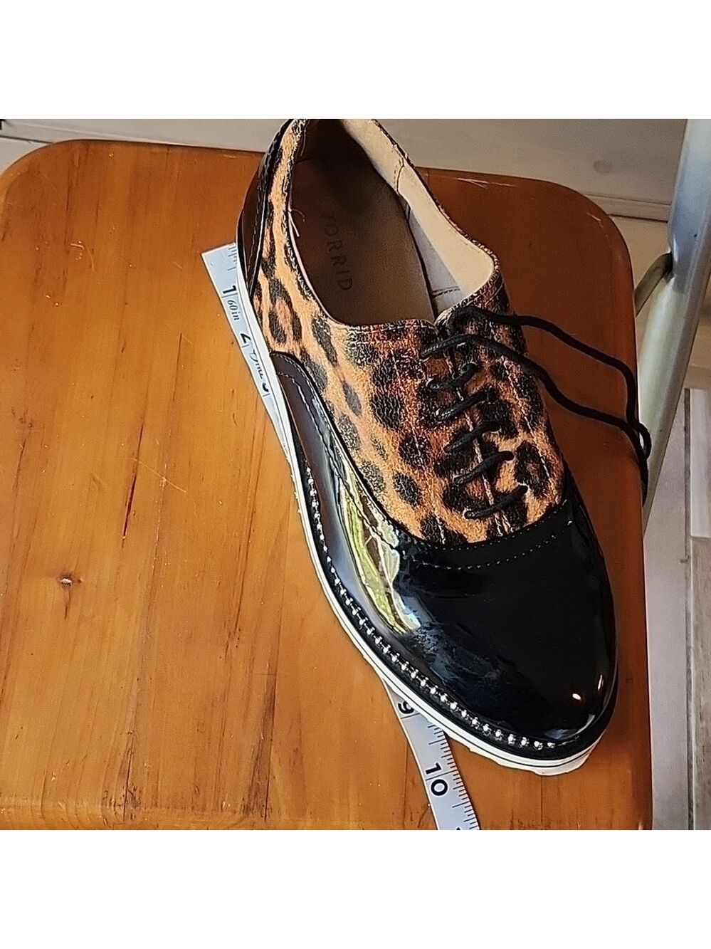 Torrid Plus Size Platform Oxford Black and Leopard Faux Leather Shoes Size 7.5 W - Picture 8 of 8